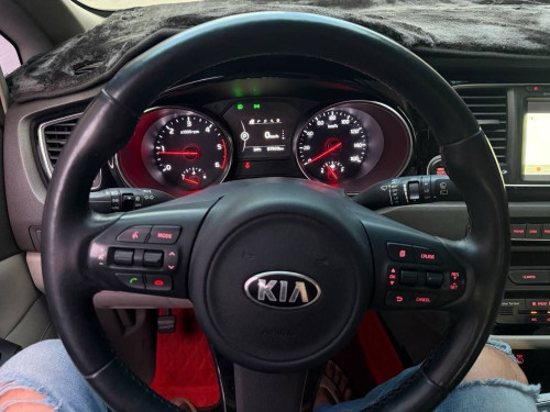 Kia Carnival 2015full