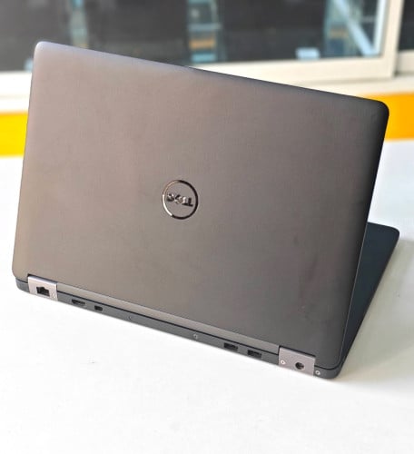 Laptop Dell 7470
