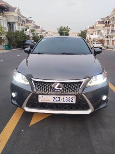 Lexus CT200h 2013 Luxury up Fspor Full