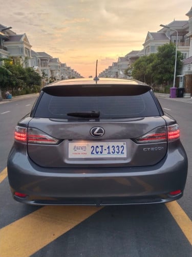 Lexus CT200h 2013 Luxury up Fspor Full