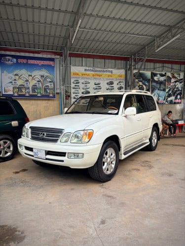 LEXUS LX470