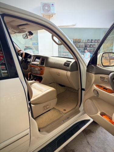 LEXUS LX470