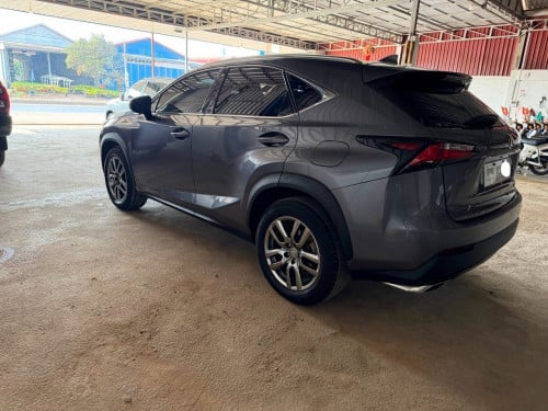 LEXUS NX 200T 2015