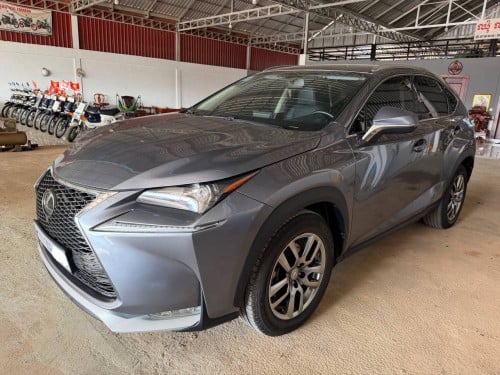 LEXUS NX 200T 2015