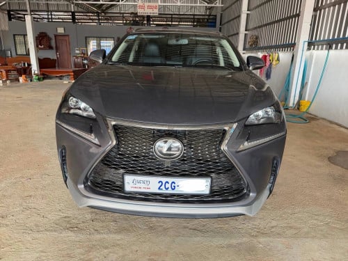 LEXUS NX 200T 2015