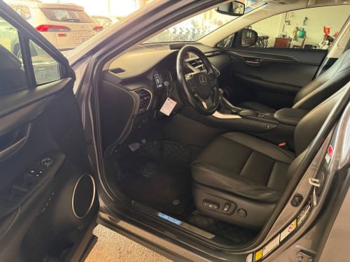 LEXUS NX 200T 2015