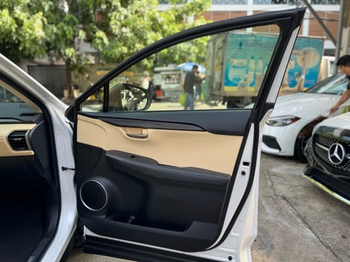 Lexus NX 200t 2015 ឡានDealer ថ្នាំហ្សុិន១ជុំ