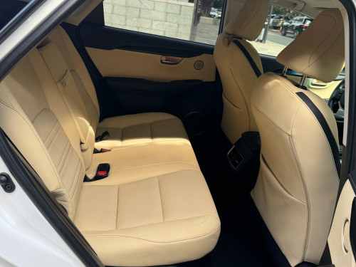 Lexus NX 200t 2015 ឡានDealer ថ្នាំហ្សុិន១ជុំ