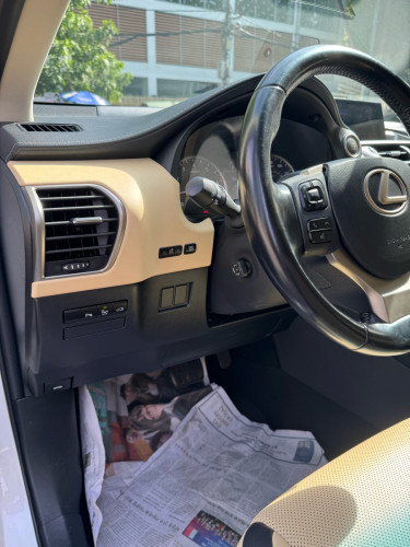 Lexus NX 200t 2015 ឡានDealer ថ្នាំហ្សុិន១ជុំ