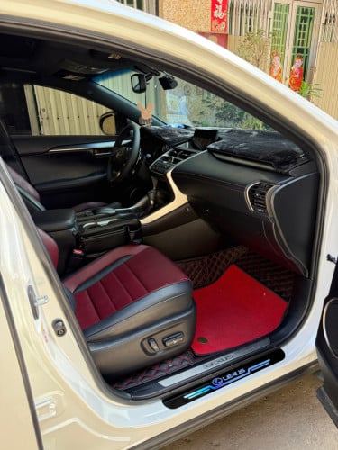 Lexus Nx200T 2015 Fsport ក្នុងCherry 🍒