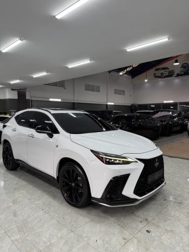 Lexus Nx450H+ 2022 នៅខ្មែរស្រាប់