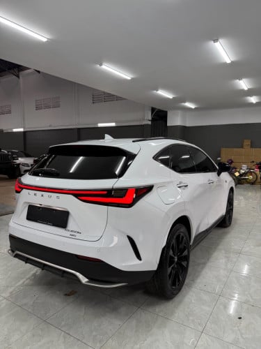 Lexus Nx450H+ 2022 នៅខ្មែរស្រាប់