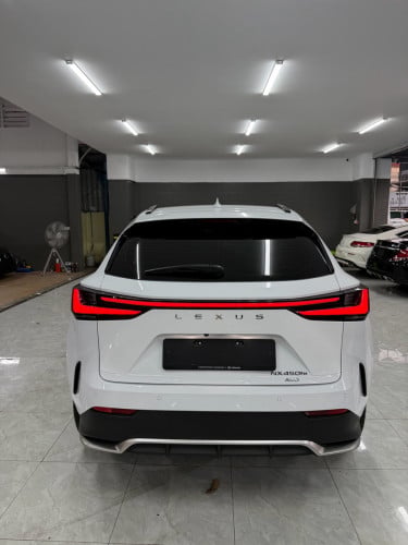 Lexus Nx450H+ 2022 នៅខ្មែរស្រាប់