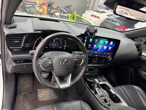 Lexus Nx450H+ 2022 នៅខ្មែរស្រាប់