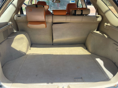 Lexus RX300 លក់បន្ទាន់ អ្នកប្រើផ្ទាល់