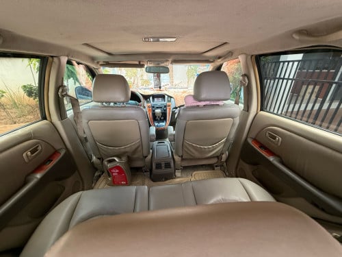Lexus RX300 ឆ្នាំ2000ប៉ុង2សាំងសុទ្ធឡានស្អាតឯកសារគ្រប់