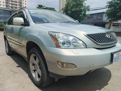 Lexus RX330 ស៊ីនសឹងម៉ាជុំ លក់បន្ទាន់