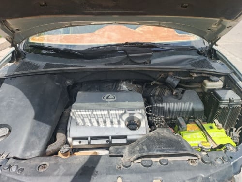 Lexus RX330 ស៊ីនសឹងម៉ាជុំ លក់បន្ទាន់