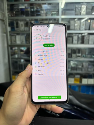 LG V60 128G Ram8G Sim1 USA សានុំស្រុីន ស្នាមកញ្ចក់តិច
