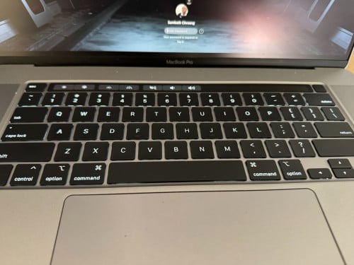 MacBook Pro 16 2019 99%