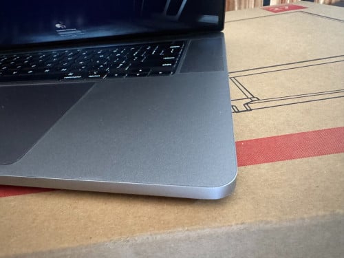 MacBook Pro 16 2019 99%