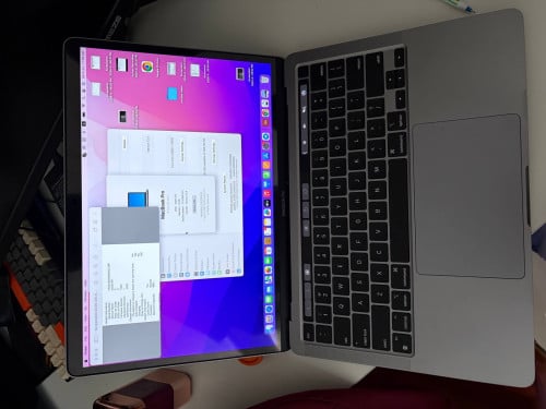 MacBook Pro M2 13inch ram8 ssd 512