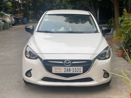 Mazda2 2017 Full options