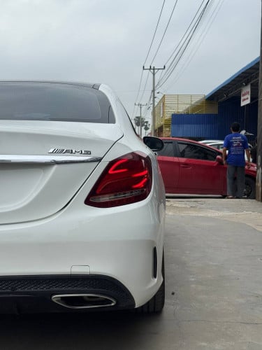 MERCEDES-BENZ C-300 2015 AMG PACKAGE ក្រដាសពន្ធ 🔵តម្លៃពិសេស 32,000$