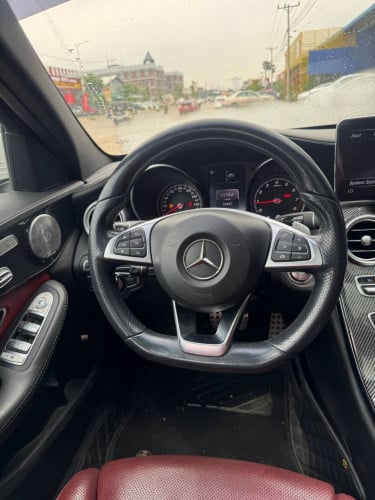 MERCEDES-BENZ C-300 2015 AMG PACKAGE ក្រដាសពន្ធ 🔵តម្លៃពិសេស 32,000$