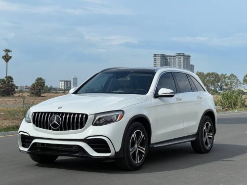 MERCEDES BENZ GLC300 Years: 2016 Option: AMG PACKAGE