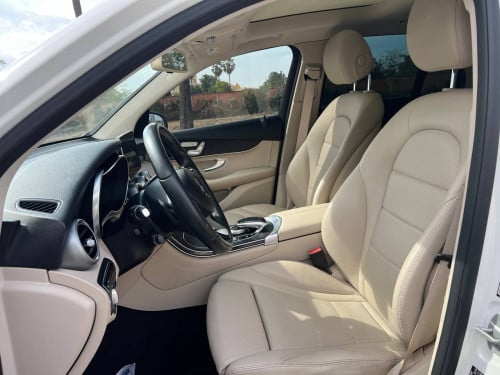 MERCEDES BENZ GLC300 Years: 2016 Option: AMG PACKAGE