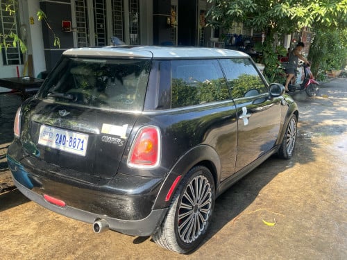 Mini 2007 តម្លៃសាង 6500$ យកទៅរៀបចំ