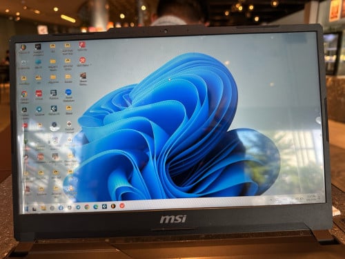 MSI CYBORG 15 A12U
