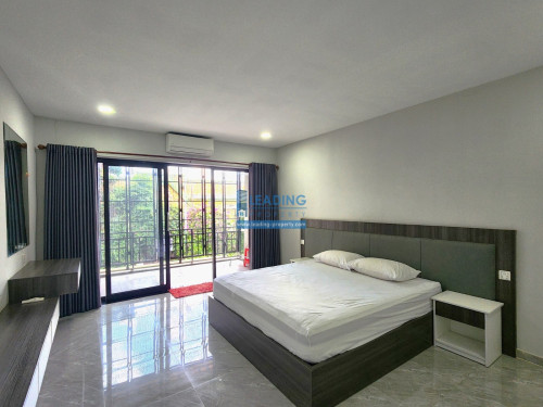 N1008 | New Renovated 2 Bedrooms Riverside Area For Rent