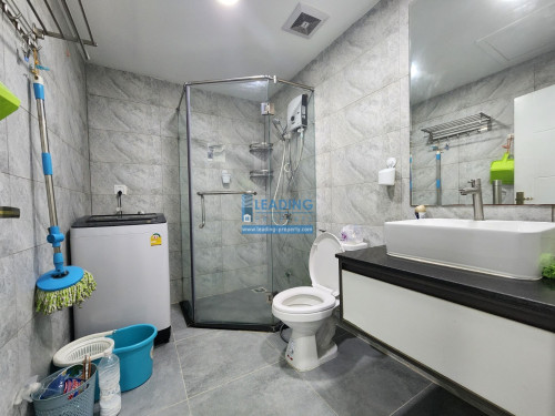 N1008 | New Renovated 2 Bedrooms Riverside Area For Rent