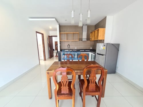 N1012 | Bright and Clean 2 Bedrooms Fully Furnished Apartment For Rent