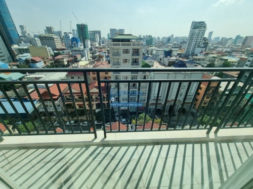 N367 | BKK3 | Best 2 Bedrooms Apartment with Swimming Pool and Laundry services