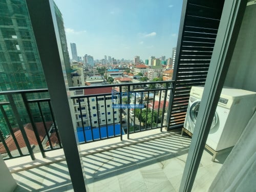 N367 | BKK3 | Best 2 Bedrooms Apartment with Swimming Pool and Laundry services