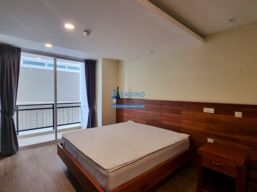 N372 | Swimming Pool 2 Bedrooms Apartment Near BKK1 For Rent