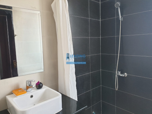 N563 | Western 1 Bedroom Serviced Apartment For Rent Near Russian Market