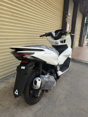 NEW 2025 HONDA PCX 125 FROM JAPAN FOR SLAE