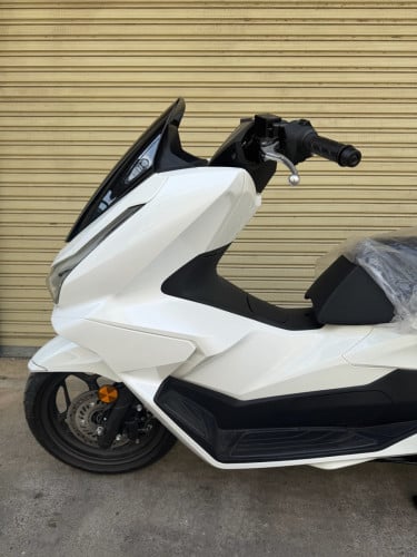 NEW 2025 HONDA PCX 125 FROM JAPAN FOR SLAE