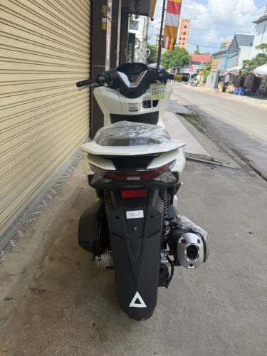 NEW 2025 HONDA PCX 125 FROM JAPAN FOR SLAE
