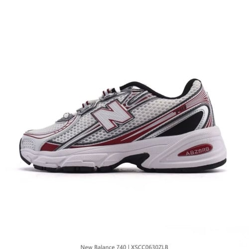 New Balance 740 Sneakers