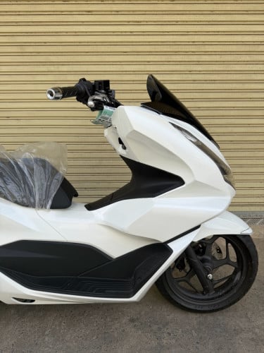 NEW HONDA PCX 125 2023 FROM JAPAN FOR SALE