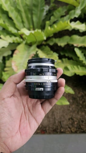 Nikon Nikkor-S 50mm f1.4 NonAi