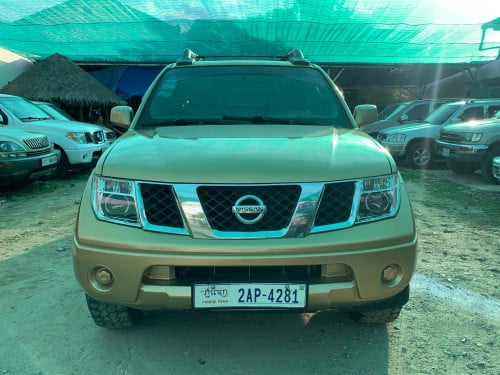 Nissan Frontier ឆ្នាំ 05 ប៉ុង1 សាំង + ហ្គាស