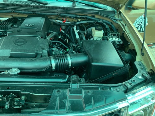 Nissan Frontier ឆ្នាំ 05 ប៉ុង1 សាំង + ហ្គាស