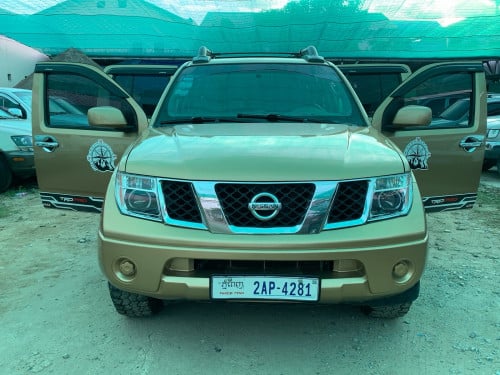 Nissan Frontier ឆ្នាំ 05 ប៉ុង1 សាំង + ហ្គាស