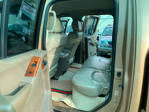 Nissan Frontier ឆ្នាំ 05 ប៉ុង1 សាំង + ហ្គាស